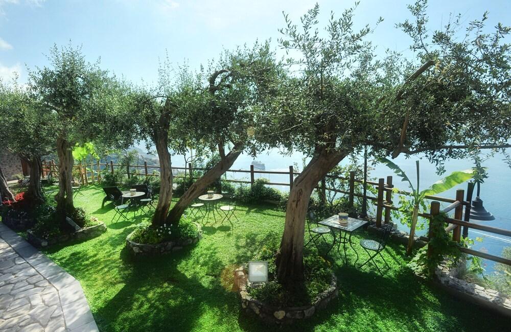 World Center Bed and Breakfast Amalfi Eksteriør billede